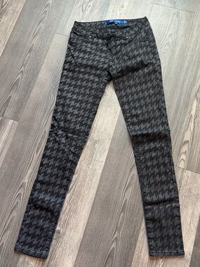Sapphire Ink Black Houndstooth Skinny Jeans - Size 3